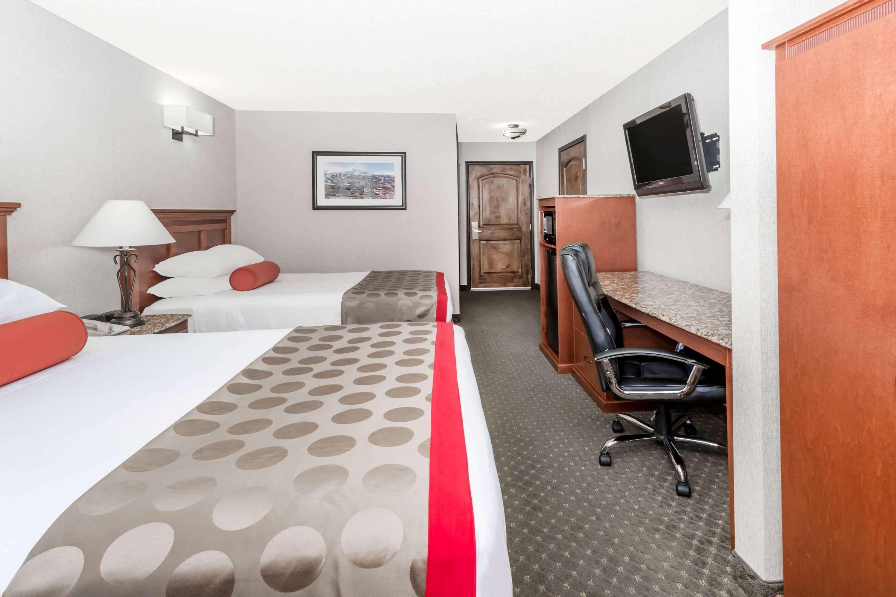 Ramada By Wyndham Frisco Hotel Exterior foto
